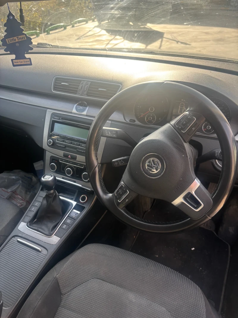 VW Passat 2, 0 тди * На части* , снимка 4 - Автомобили и джипове - 52084369
