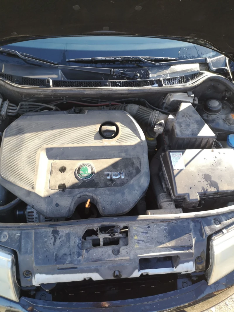 Skoda Fabia, снимка 10 - Автомобили и джипове - 52812655