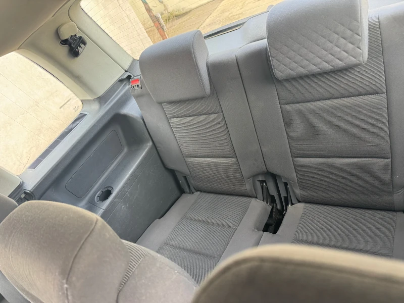 VW Touran 1.9 TDI 105hp 6+ 1, снимка 10 - Автомобили и джипове - 53021337