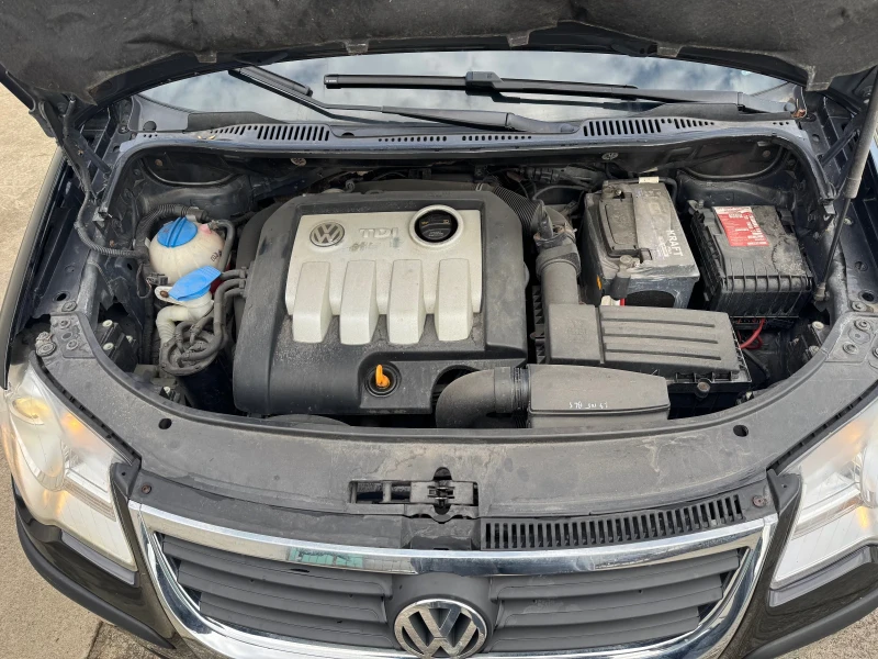 VW Touran 1.9 TDI 105hp 6+ 1, снимка 13 - Автомобили и джипове - 53021337