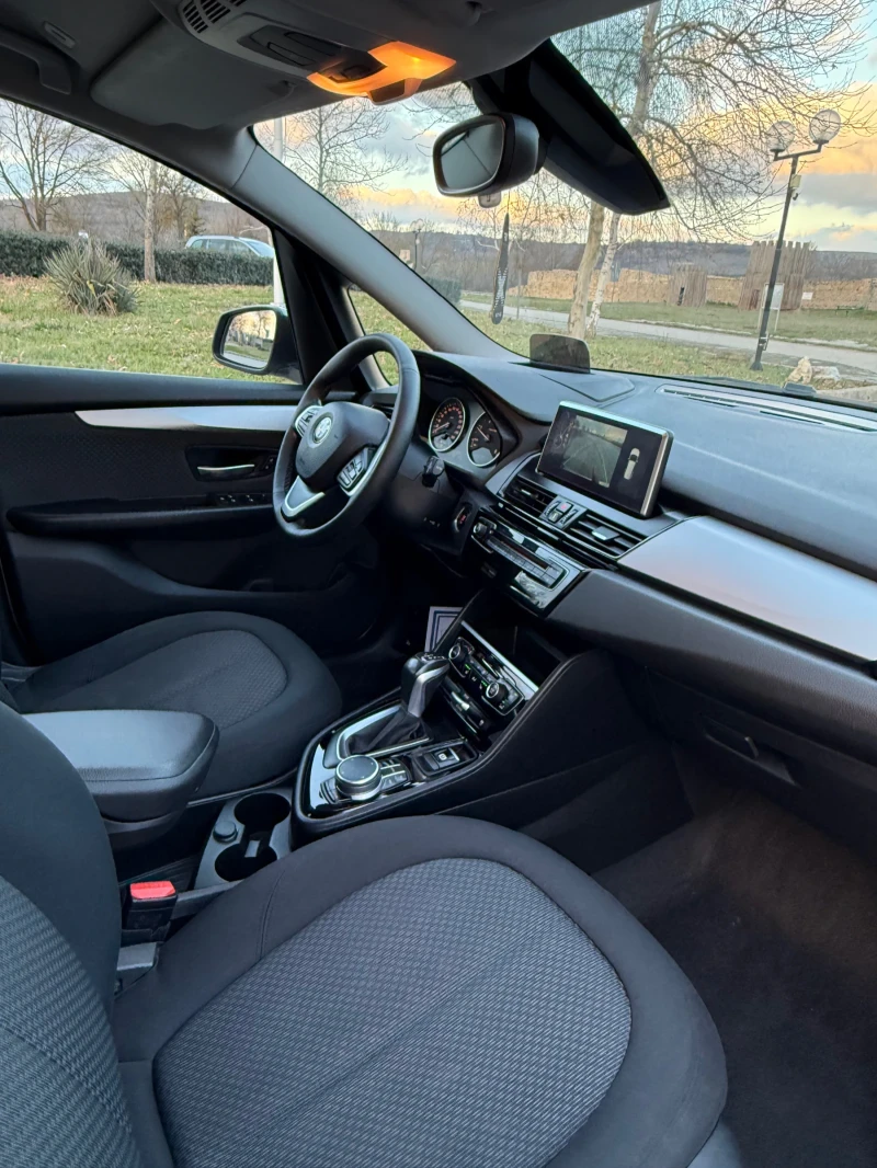 BMW 2 Gran Tourer 2.0D 7 МЕСТЕН, снимка 10 - Автомобили и джипове - 53078370