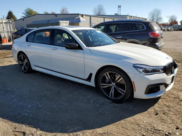 BMW 750 XI M SPORT* МАСАЖ* ОБДУХВАНЕ* HEAD UP* ПАНОРАМА* , снимка 1 - Автомобили и джипове - 48793875