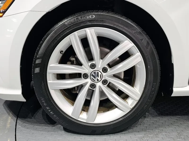 VW Passat 2.0 Tsi B7, снимка 5 - Автомобили и джипове - 55263330