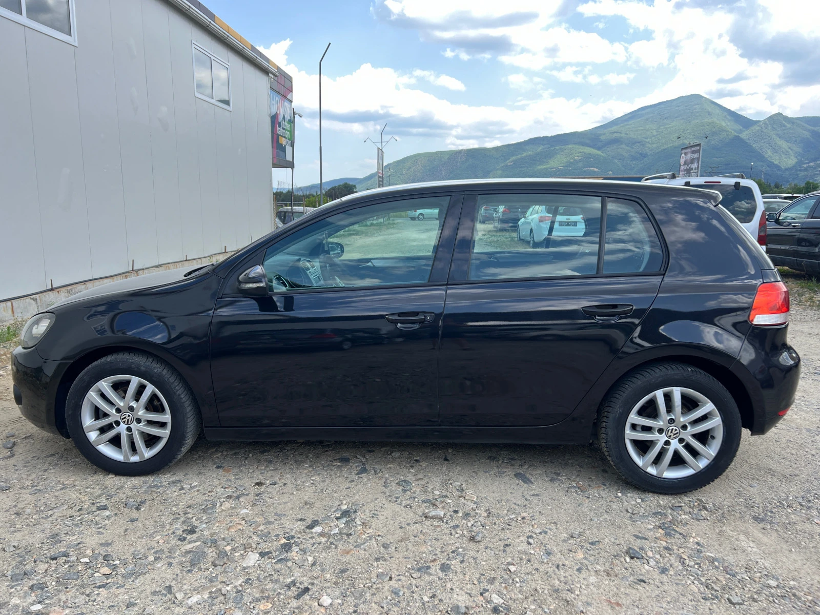 VW Golf 6 1.6 TDI 105к.с.  - изображение 8