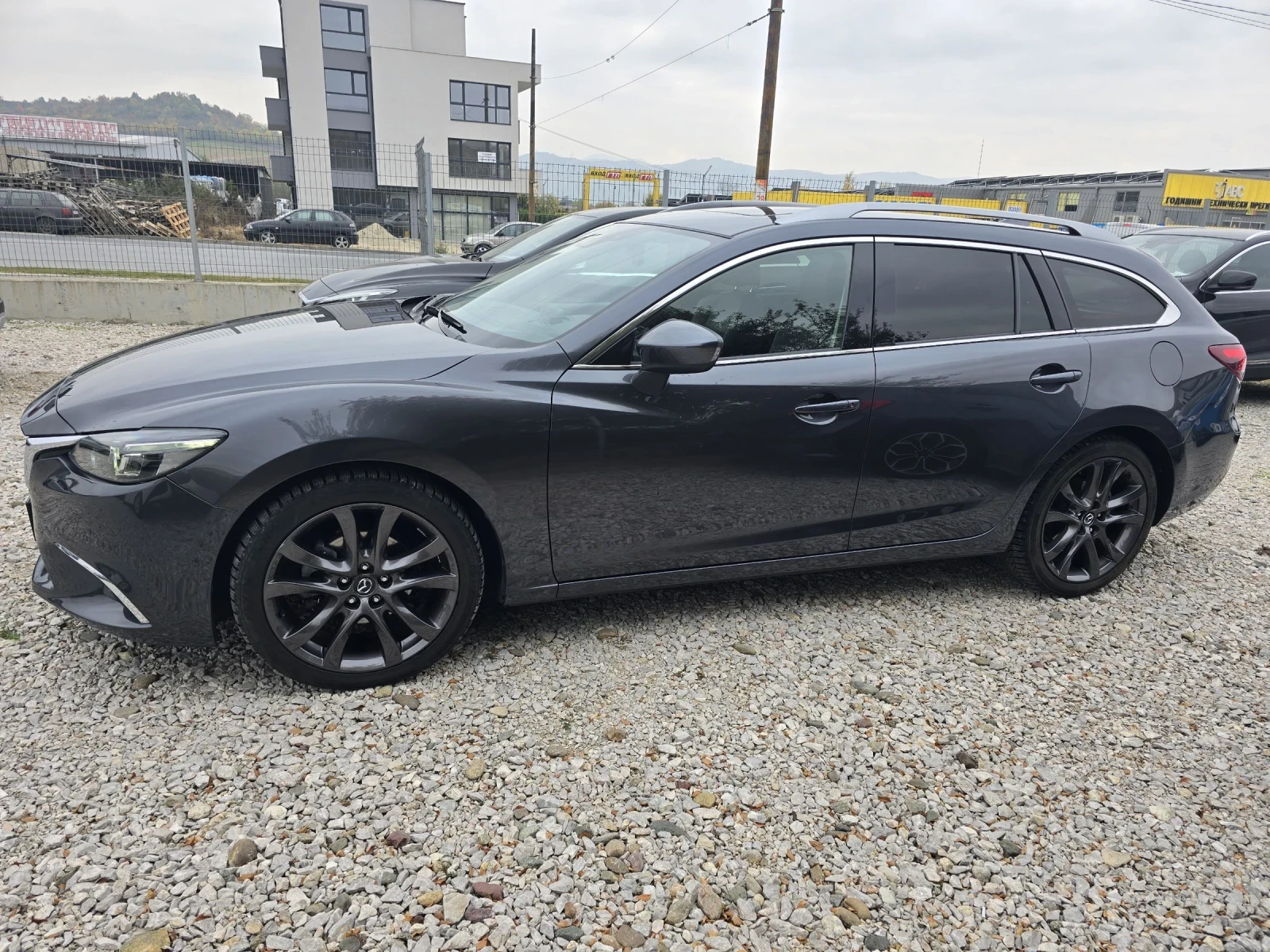 Mazda 6 2.2 AWD - изображение 2