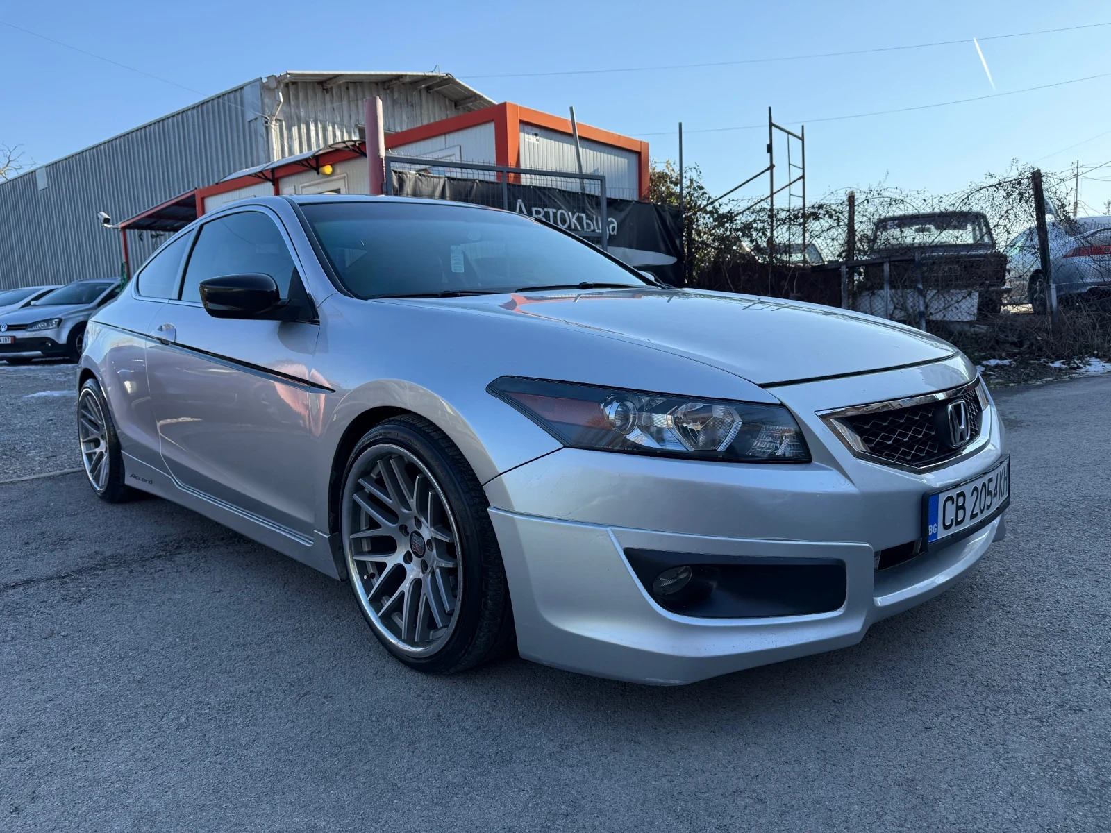 Honda Accord Coupe 2.4 i-VTEC (201 кс) Регистриран/Обслужен - изображение 2