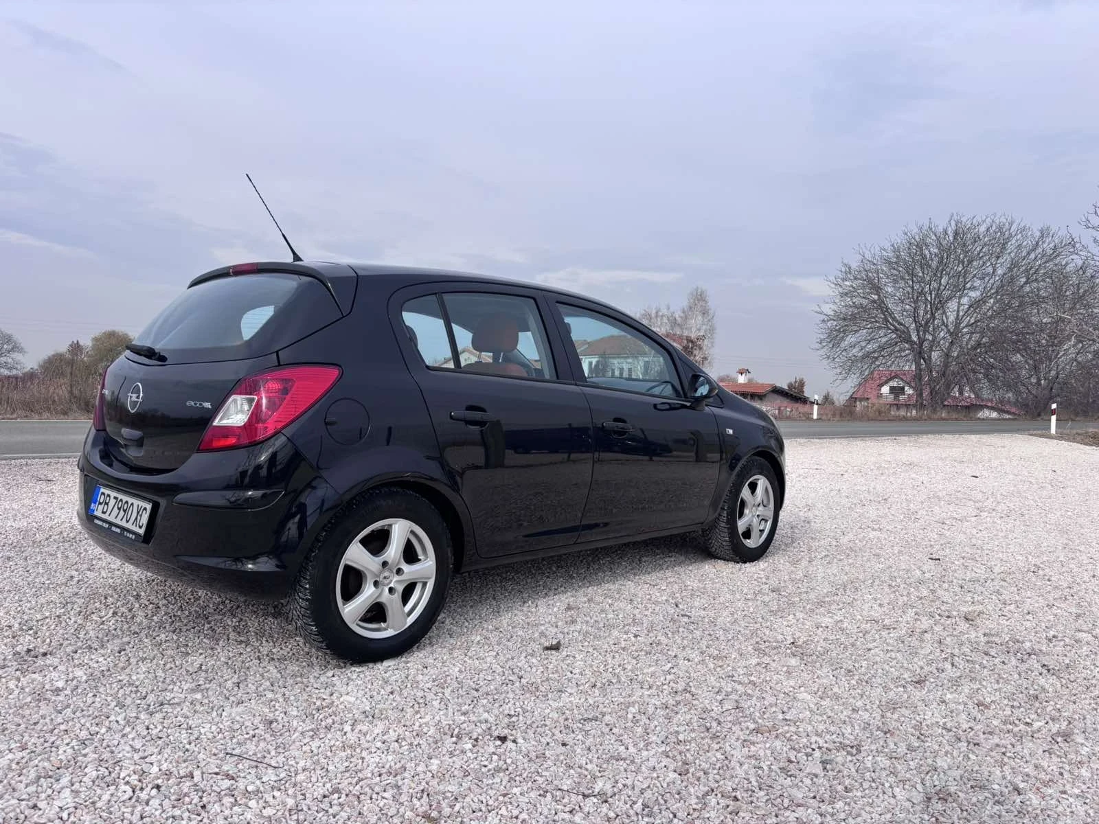 Opel Corsa  - изображение 4