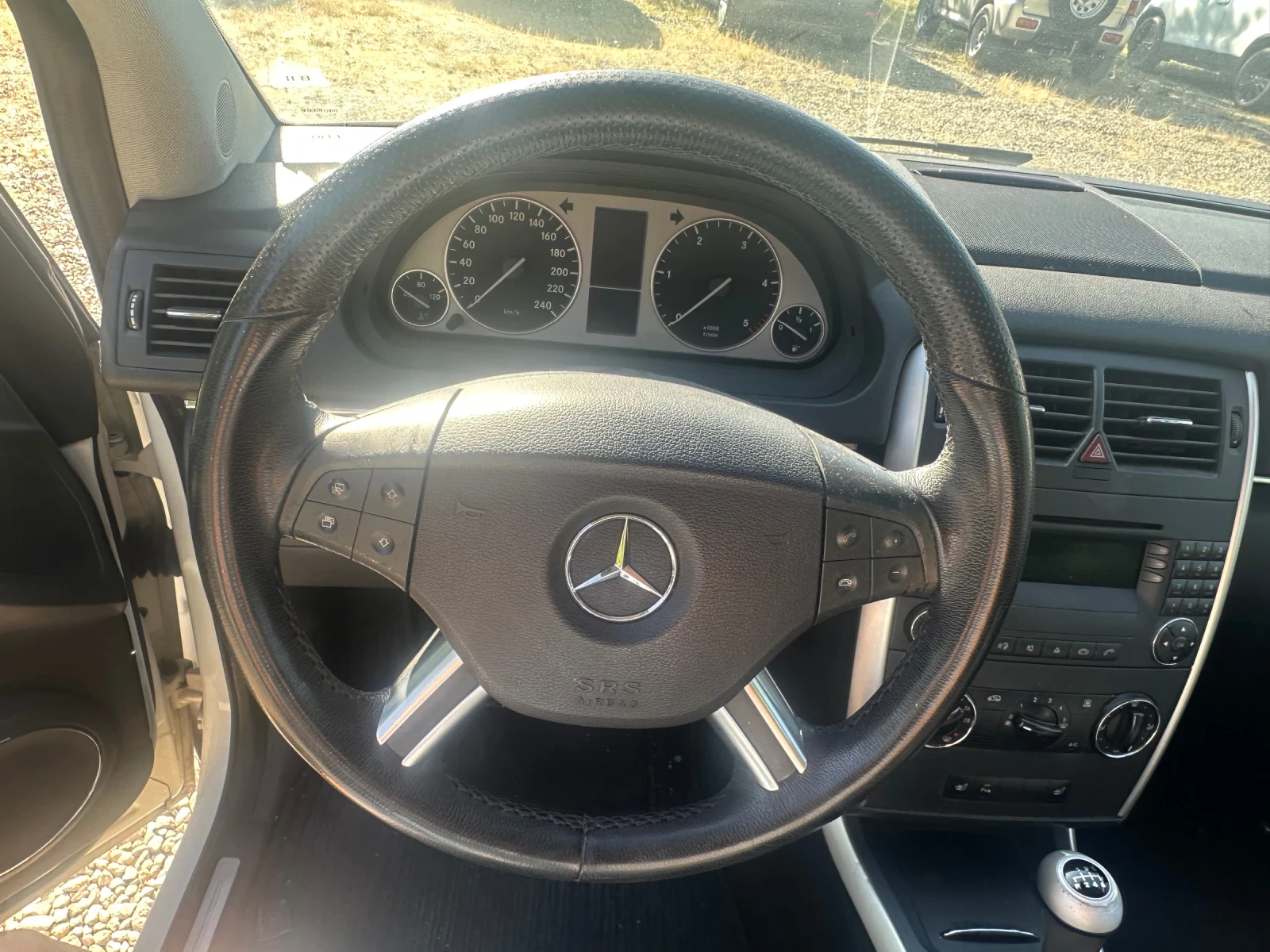 Mercedes-Benz B 180 * Панорама - изображение 7
