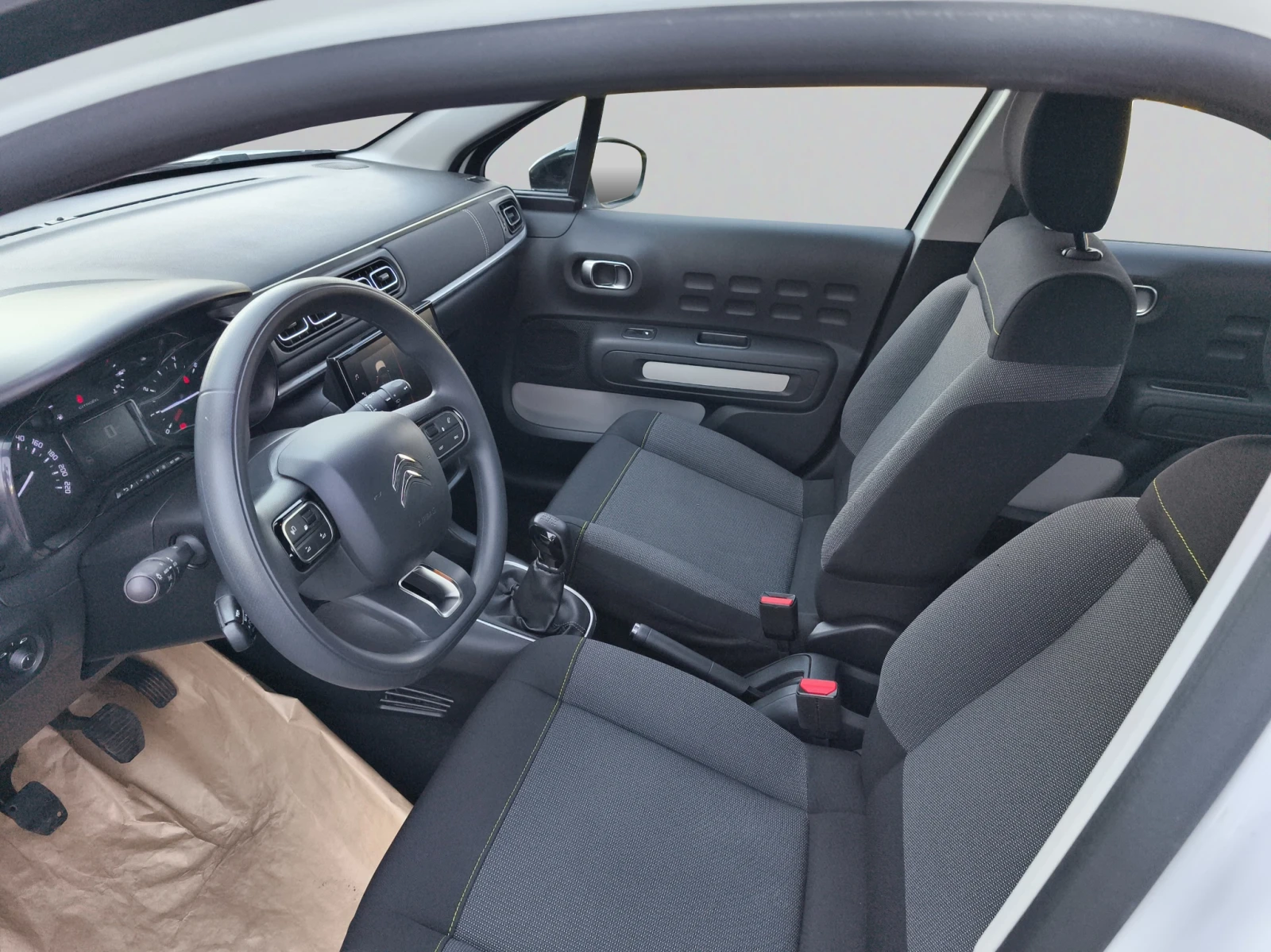 Citroen C3 C-SERIES PureTech 83 S&S BVM5 E6.4 - изображение 10