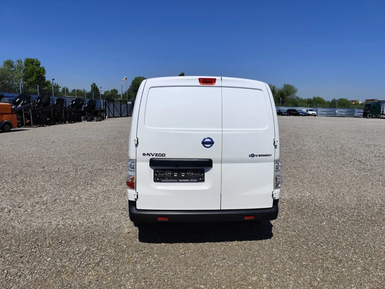 Nissan e-NV200  - изображение 7