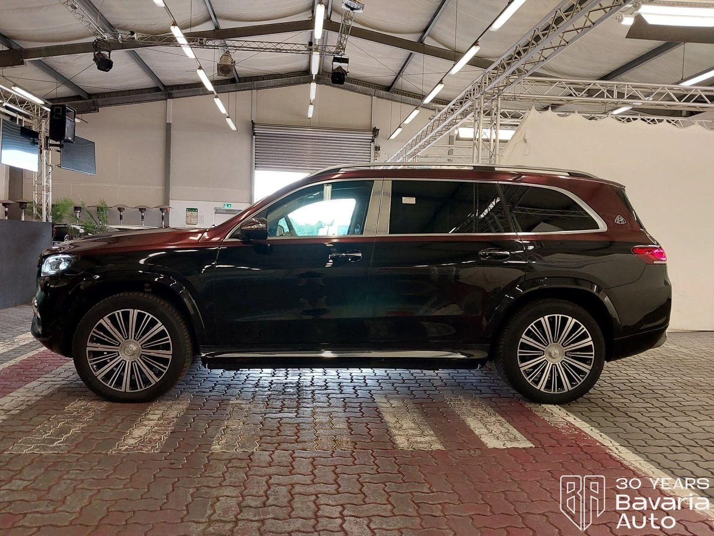 Mercedes-Benz GLS 600 Maybach 4Matic 9G-Tronic - изображение 2