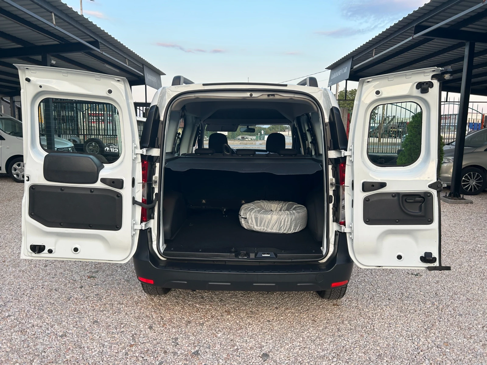 Dacia Dokker 1.6 BENZIN  - изображение 10