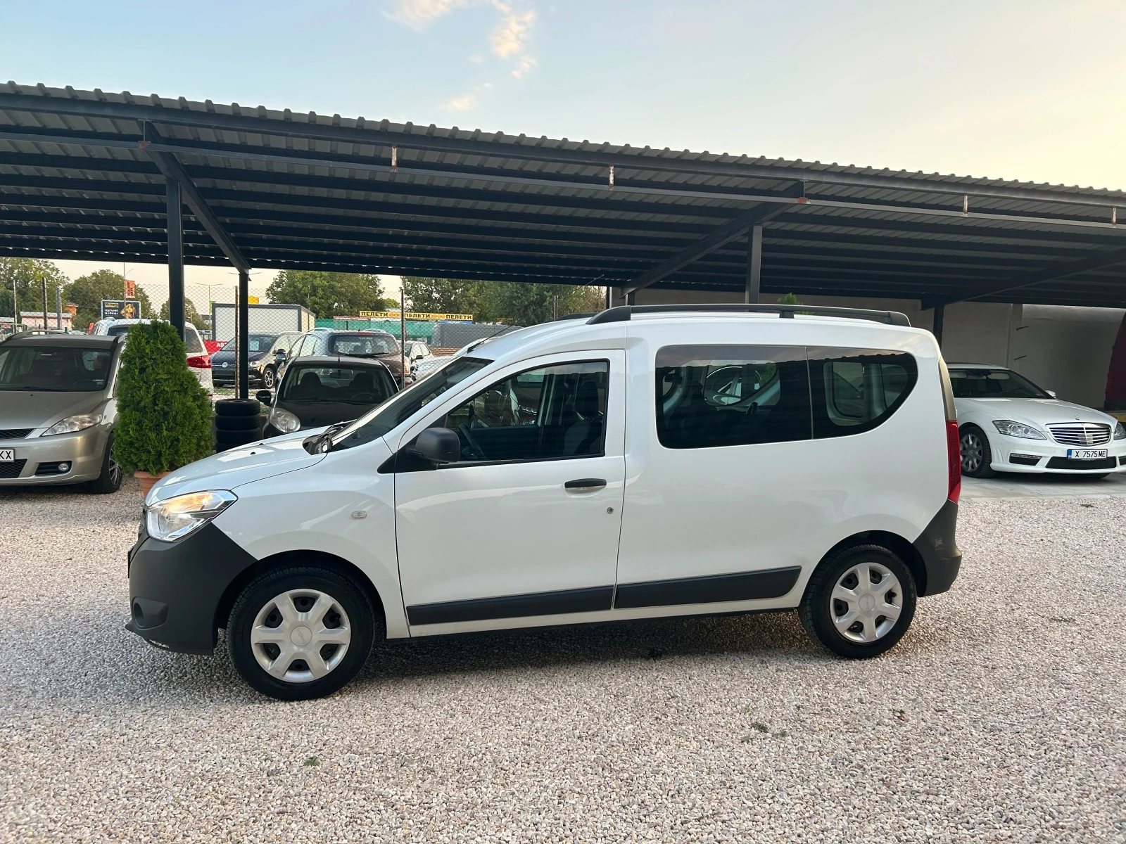 Dacia Dokker 1.6 BENZIN  - изображение 2