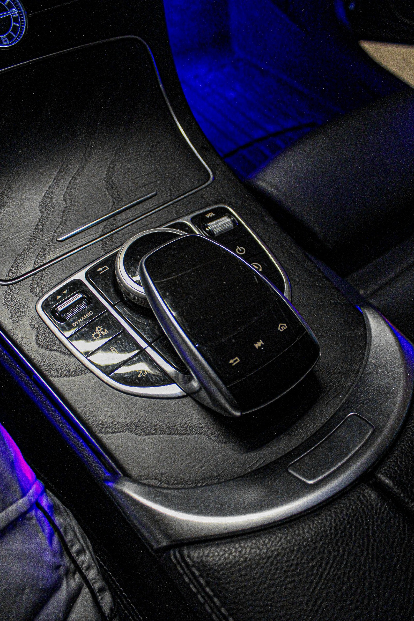 Mercedes-Benz C 43 AMG FACELIFT 77999km FULL екстри - изображение 10