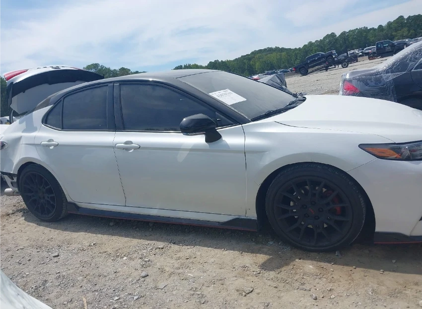 Toyota Camry TRD 3.5 V6 56хил. км. - изображение 2