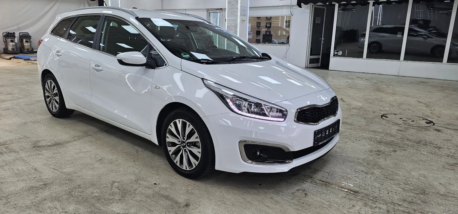 Kia Ceed 1.6 CRDI камера Германия Лизинг  - изображение 3