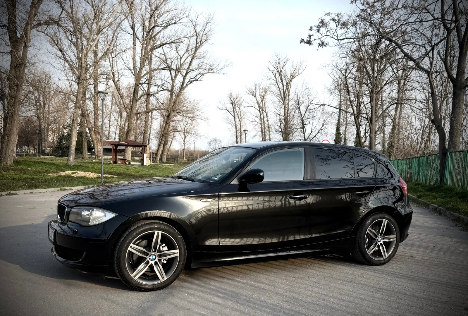 BMW 118 FACELIFT-2.0D-143k.c.-2010г. Отлична! , снимка 4 - Автомобили и джипове - 53852177