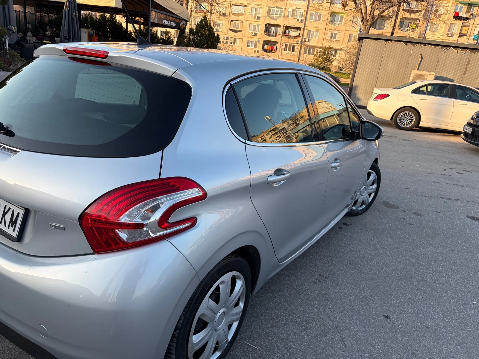 Peugeot 208 1, 6 HDI, снимка 2 - Автомобили и джипове - 53852445
