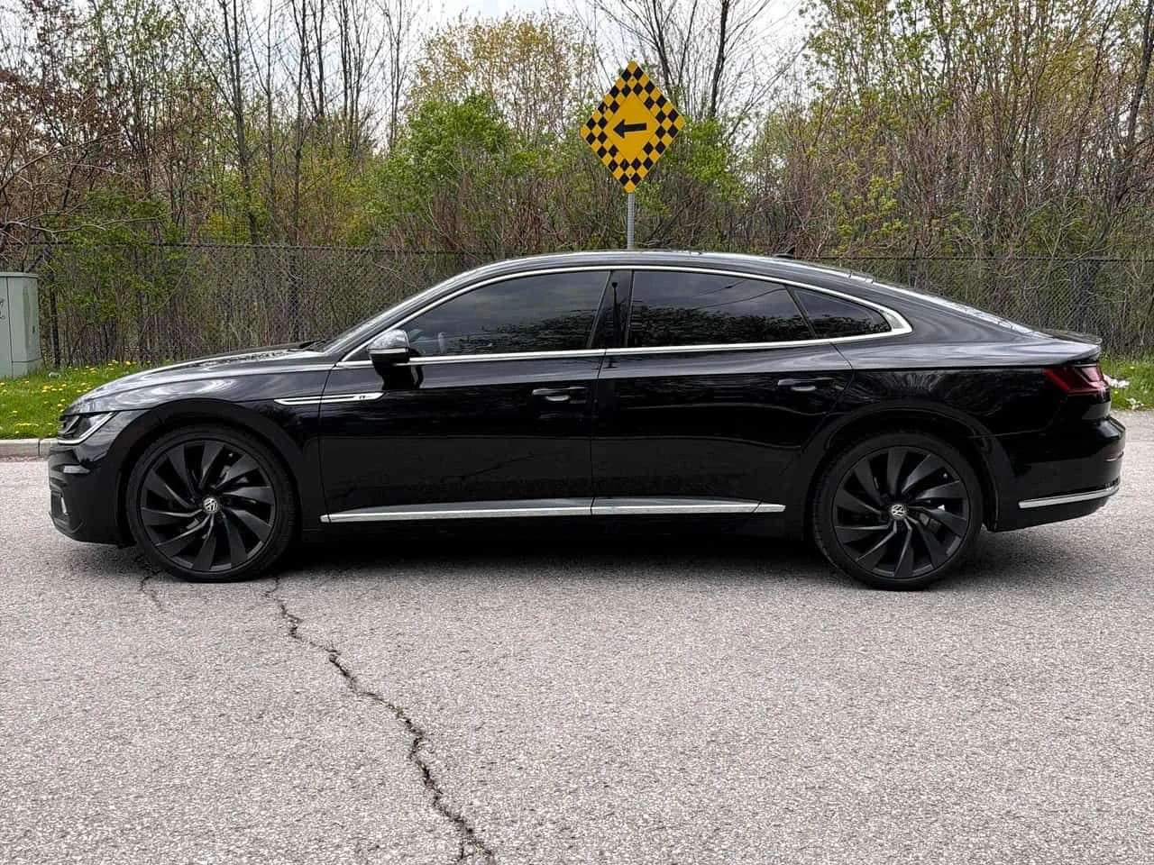 VW Arteon R-LINE CARFAX, снимка 2 - Автомобили и джипове - 54516778