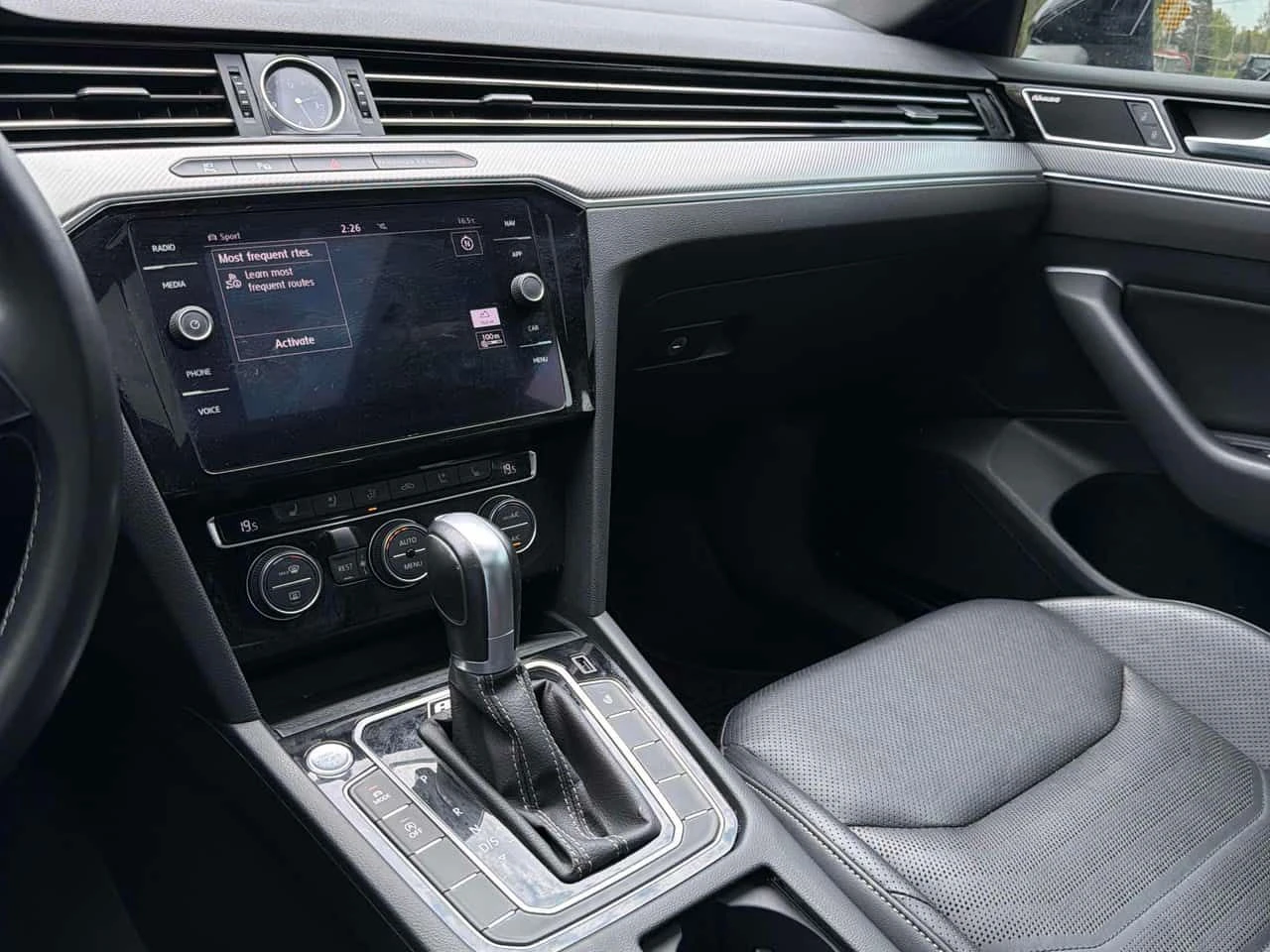 VW Arteon R-LINE CARFAX, снимка 9 - Автомобили и джипове - 54516778