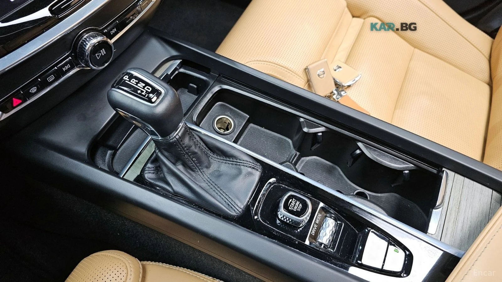 Volvo S60 Т5* INSCRIPTION* ПОДГРЕВ* ОБДУХВАНЕ* 360* КАМЕРИ* , снимка 11 - Автомобили и джипове - 54784130