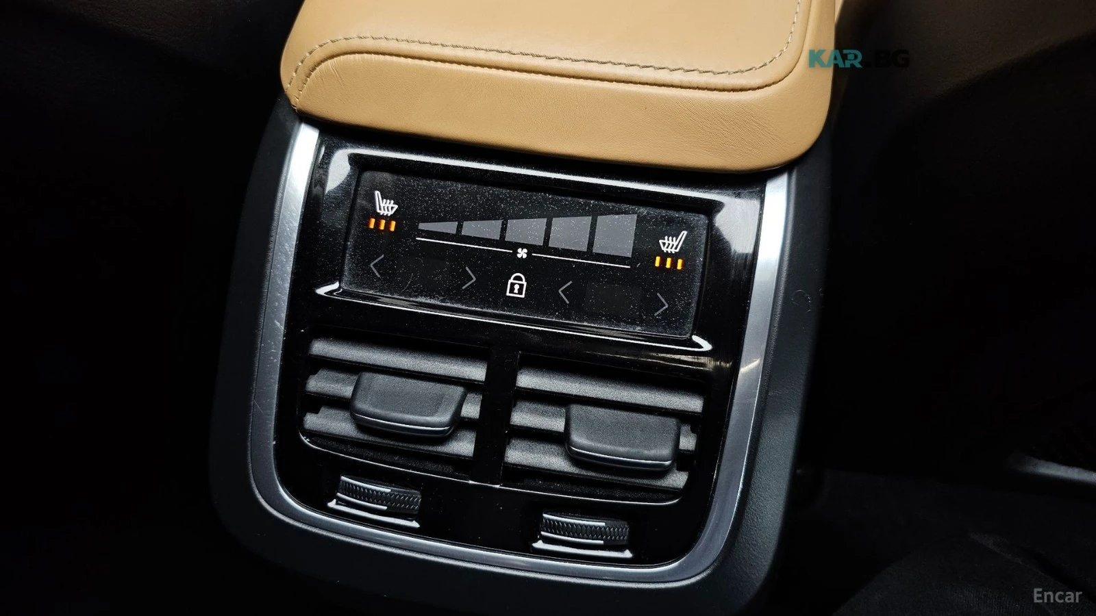 Volvo S60 Т5* INSCRIPTION* ПОДГРЕВ* ОБДУХВАНЕ* 360* КАМЕРИ* , снимка 13 - Автомобили и джипове - 54784130