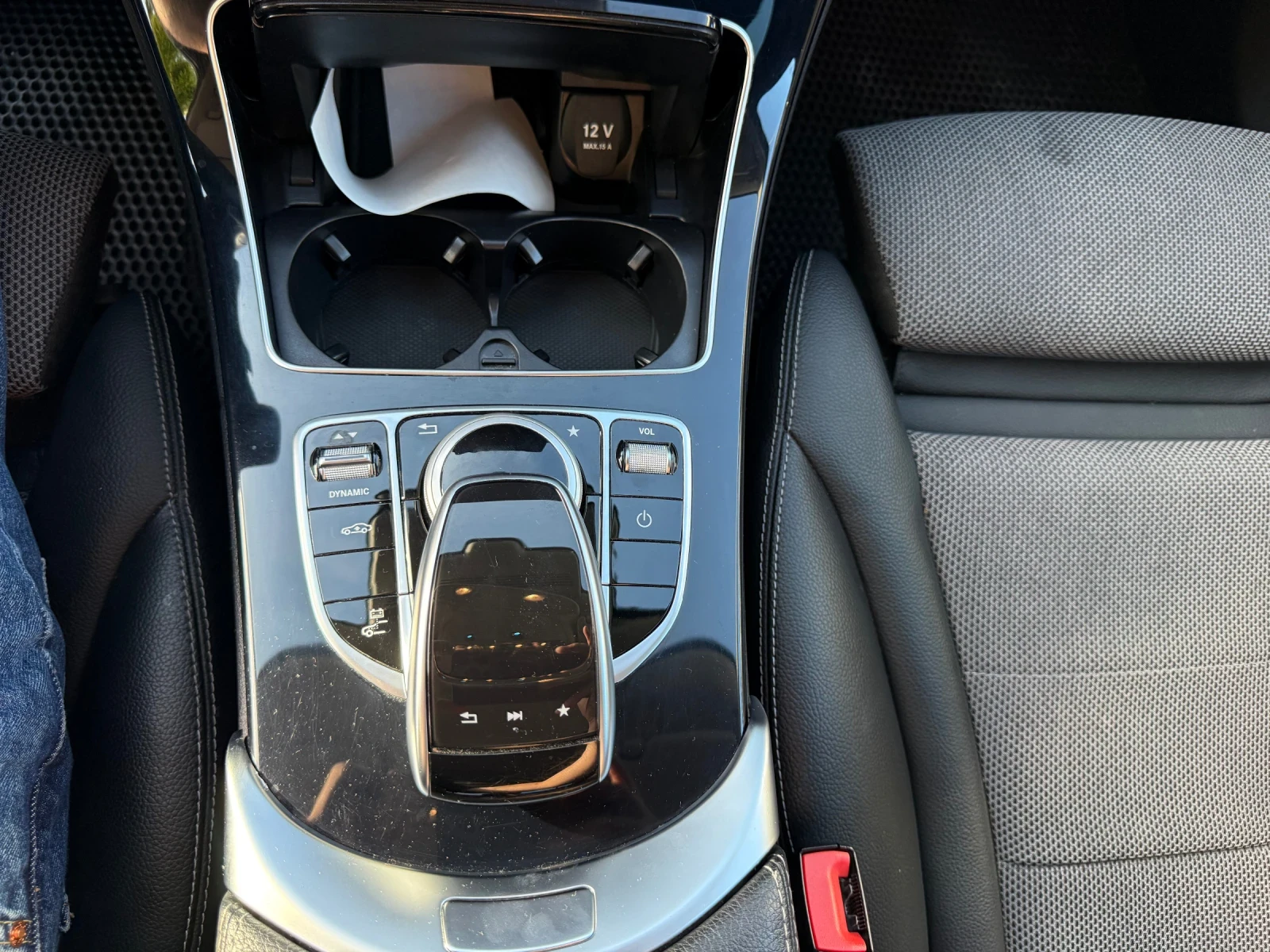 Mercedes-Benz C 350     C 350 e Plug-in Hybrid, снимка 14 - Автомобили и джипове - 54855649