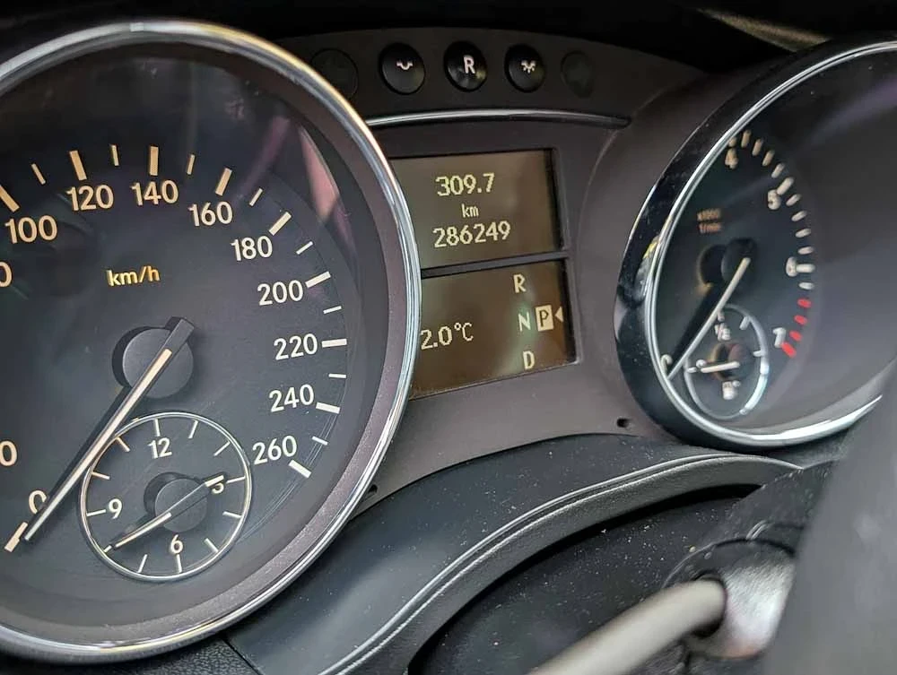 Mercedes-Benz R 350 R350 Benzin 272ks, снимка 10 - Автомобили и джипове - 55099633