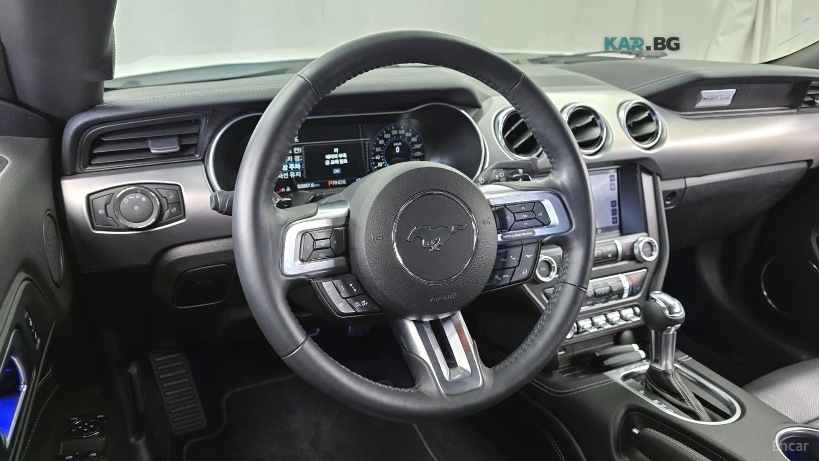 Ford Mustang * LED* ОБДУХВАНЕ* KEYLESS* Camera* ПОДГРЕВ* , снимка 13 - Автомобили и джипове - 55279401