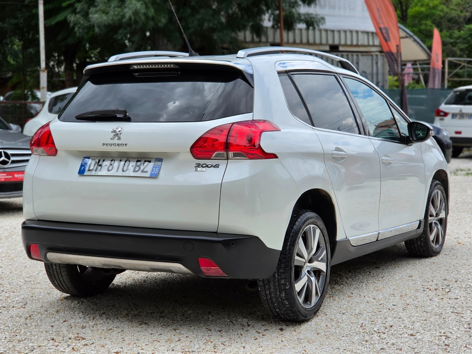 Peugeot 2008 1.6HDI 92hp * КЛИМАТРОНИК * EURO 5 * НАВИ * ЛИЗИНГ, снимка 6 - Автомобили и джипове - 55398131