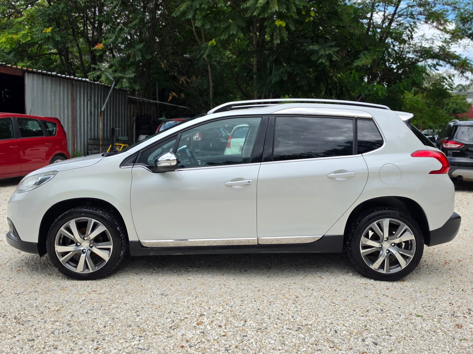 Peugeot 2008 1.6HDI 92hp * КЛИМАТРОНИК * EURO 5 * НАВИ * ЛИЗИНГ, снимка 4 - Автомобили и джипове - 55398131
