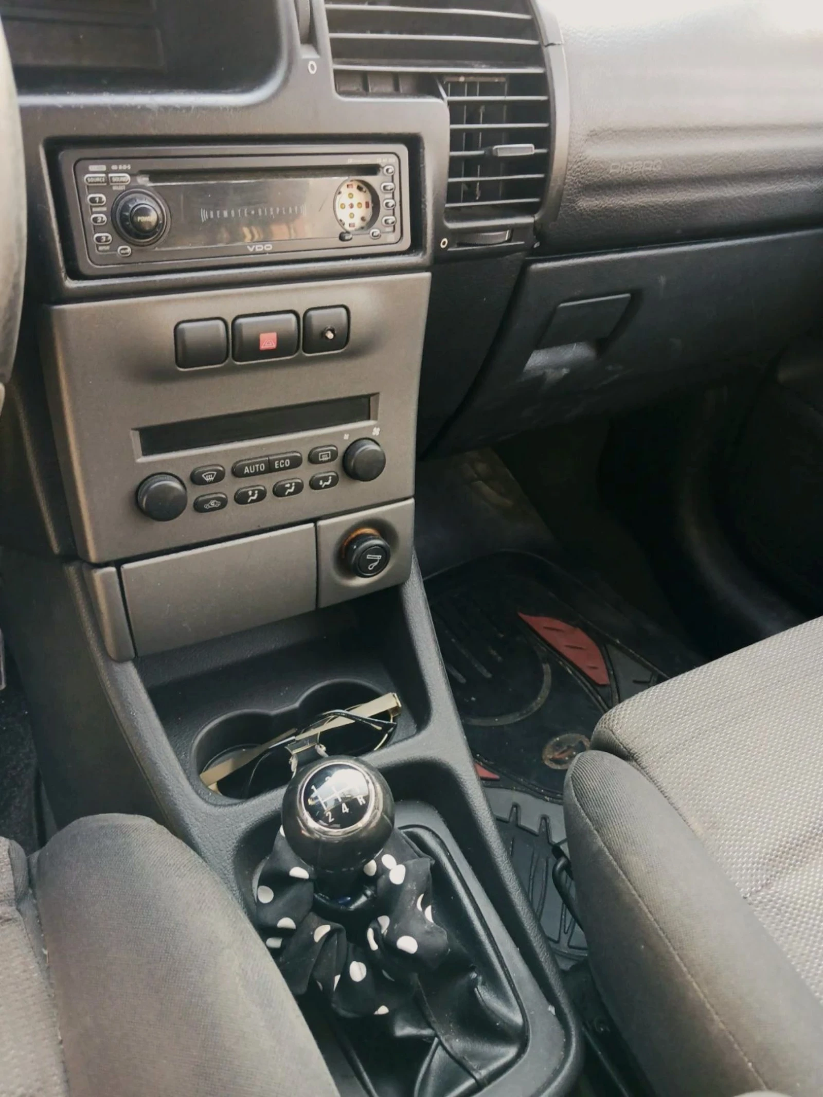 Opel Zafira 2.2DTI, снимка 7 - Автомобили и джипове - 55500537