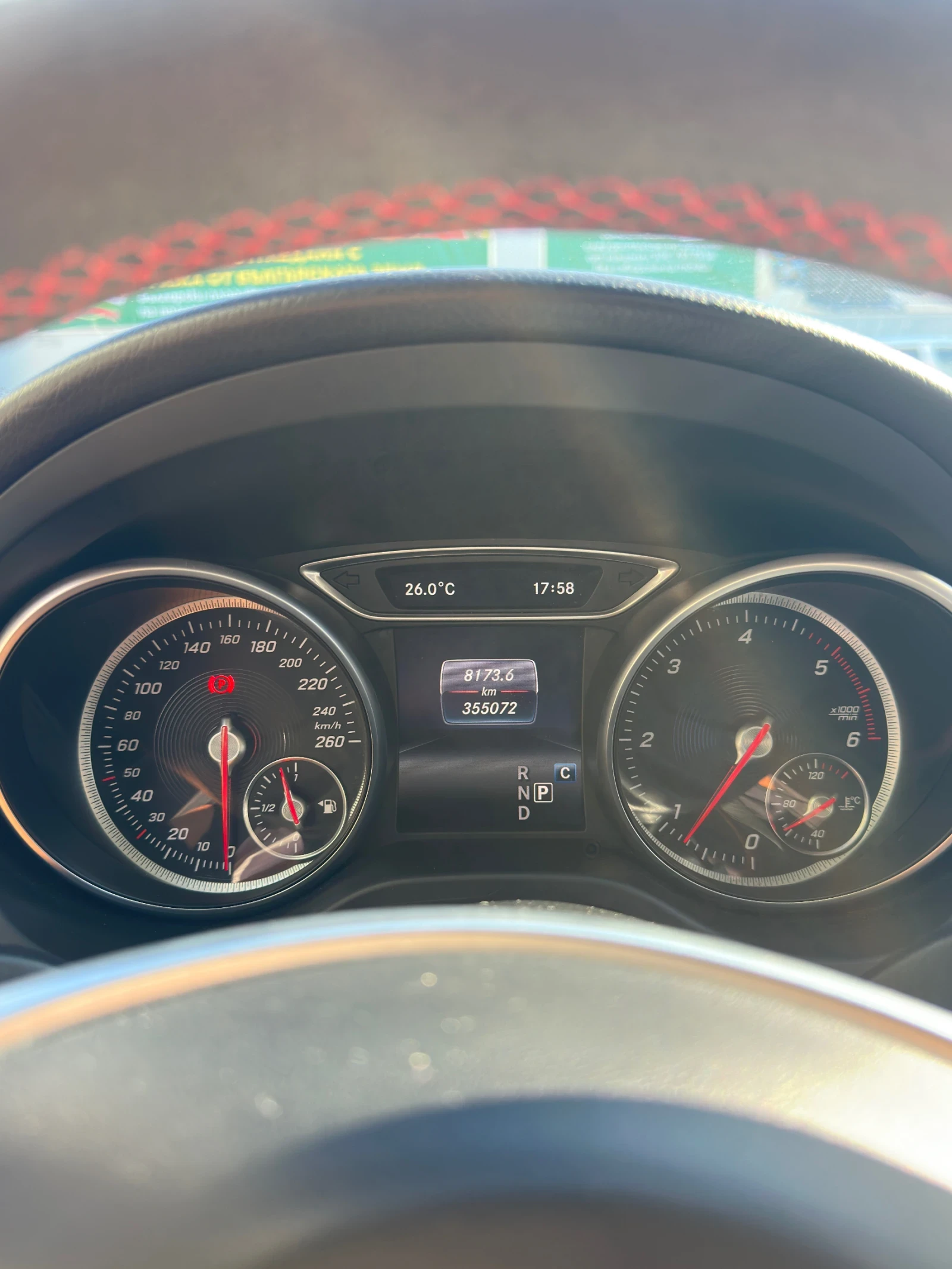 Mercedes-Benz CLA 220, снимка 14 - Автомобили и джипове - 55682832
