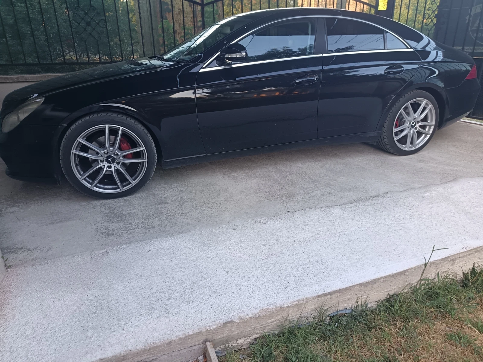 Mercedes-Benz CLS 320 AMG PACK DESIGNO INTERIOR , снимка 2 - Автомобили и джипове - 55904469