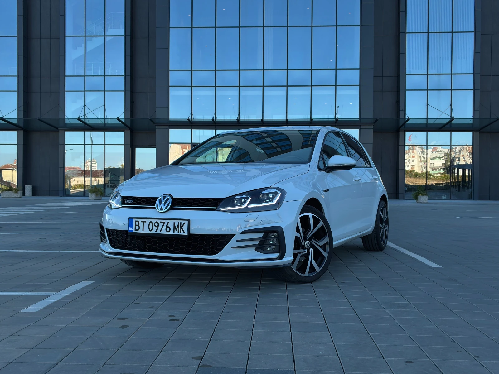 VW Golf GTD 7.5 PACKAGE, снимка 3 - Автомобили и джипове - 56362719