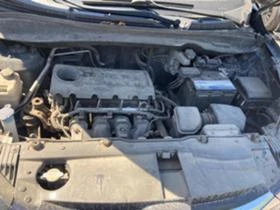 Hyundai IX35 2.0 бензин  2бр., снимка 4