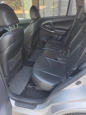 Toyota Rav4 Италия, снимка 11