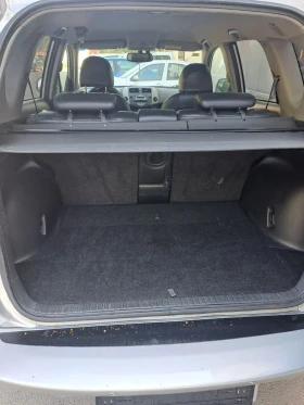 Toyota Rav4 Италия, снимка 10