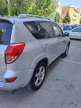 Toyota Rav4 Италия, снимка 5