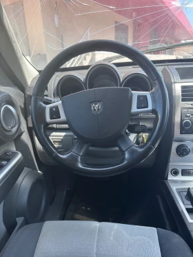 Dodge Nitro 2.8TDI - 4x4 - КЛИМАТРОНИК, снимка 14