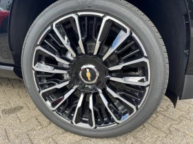 Chevrolet Suburban 6.2 V8 HIGH COUNTRY/FACELIFT/PANO/HUD/360/7-МЕСТЕН, снимка 7