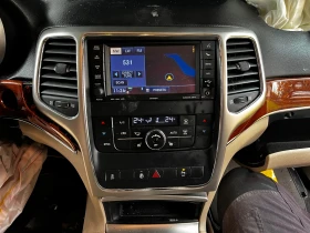 Jeep Grand cherokee WK2 3.6  - 3100 € / 6063.07 лв. - 19430543 5