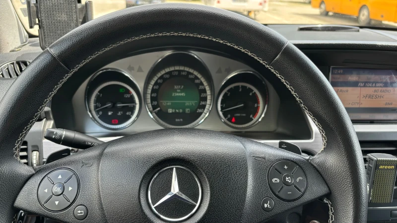 Mercedes-Benz GLK, снимка 11 - Автомобили и джипове - 52215171
