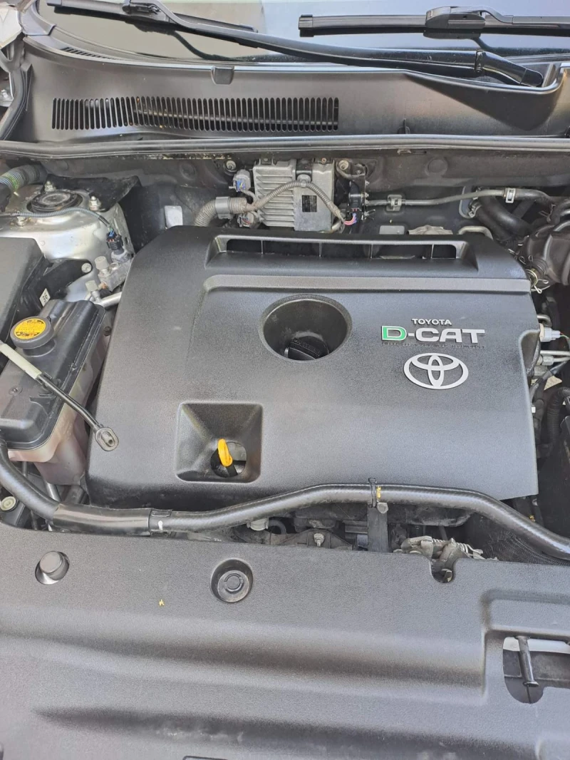 Toyota Rav4 Италия, снимка 9 - Автомобили и джипове - 50794561