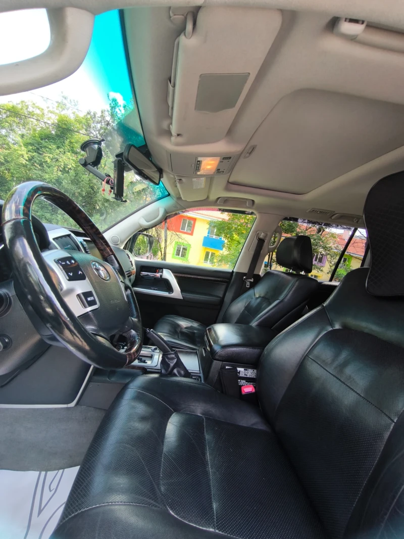 Toyota Land cruiser 200, снимка 7 - Автомобили и джипове - 52357673