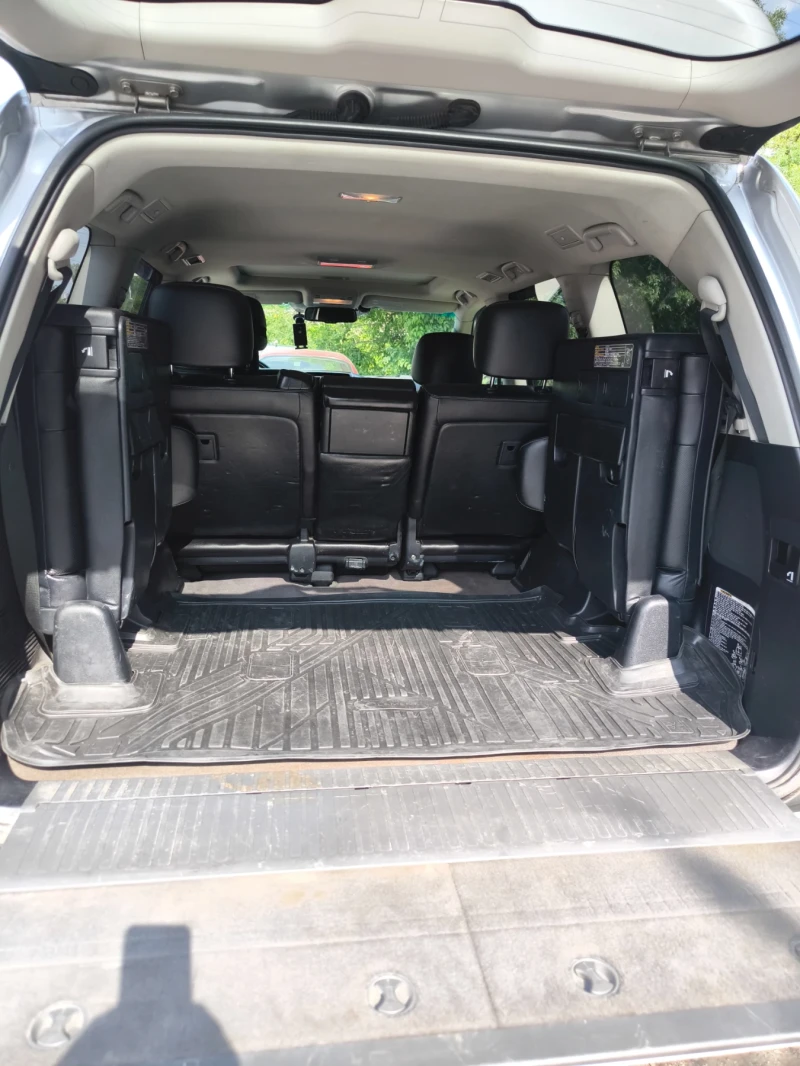 Toyota Land cruiser 200, снимка 10 - Автомобили и джипове - 52357673