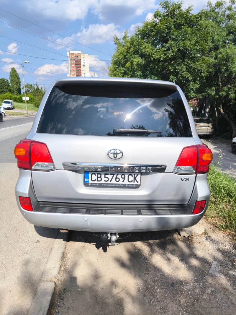 Toyota Land cruiser 200, снимка 5 - Автомобили и джипове - 52357673