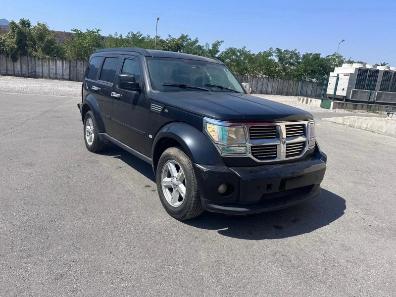Dodge Nitro 2.8TDI - 4x4 - КЛИМАТРОНИК, снимка 3 - Автомобили и джипове - 51341920