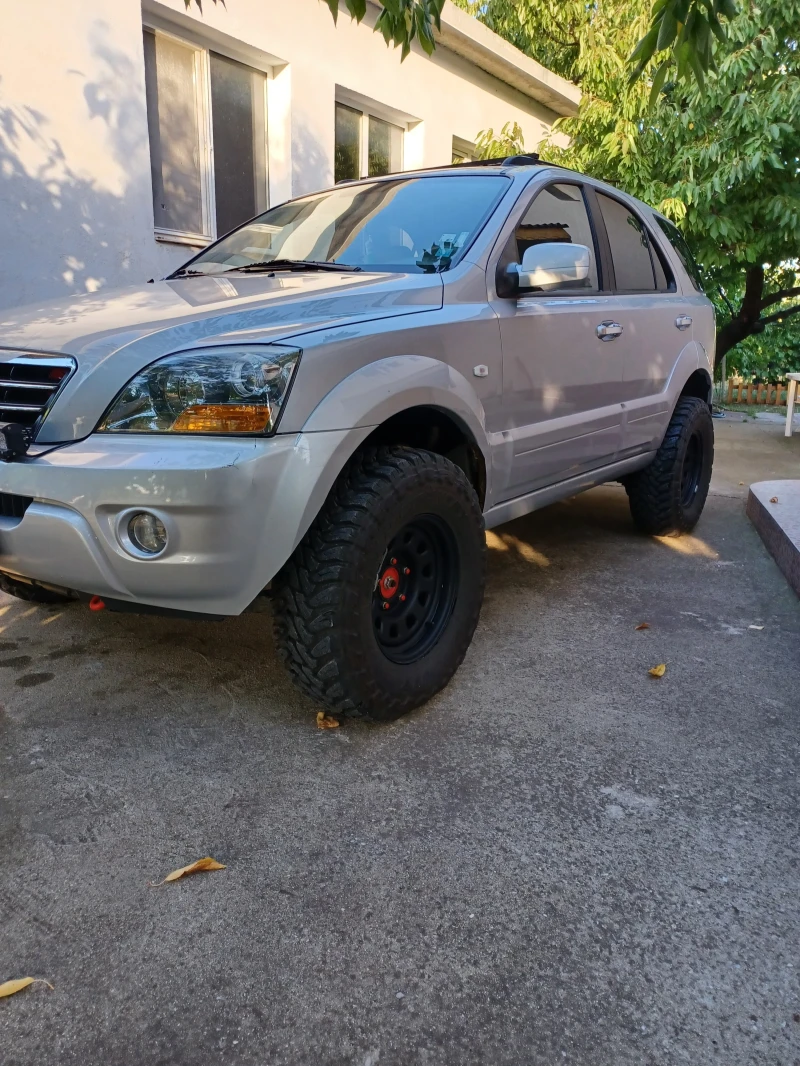 Kia Sorento, снимка 3 - Автомобили и джипове - 51596493
