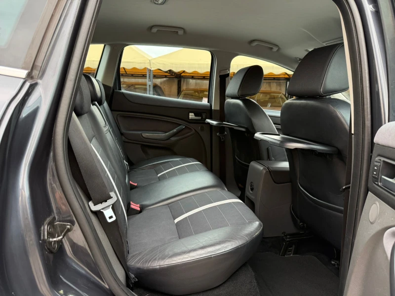 Ford Kuga 2.0TDCI 4x4 TITANIUM !!!! ТОП СЪСТОЯНИЕ !!!!!!, снимка 15 - Автомобили и джипове - 52197036